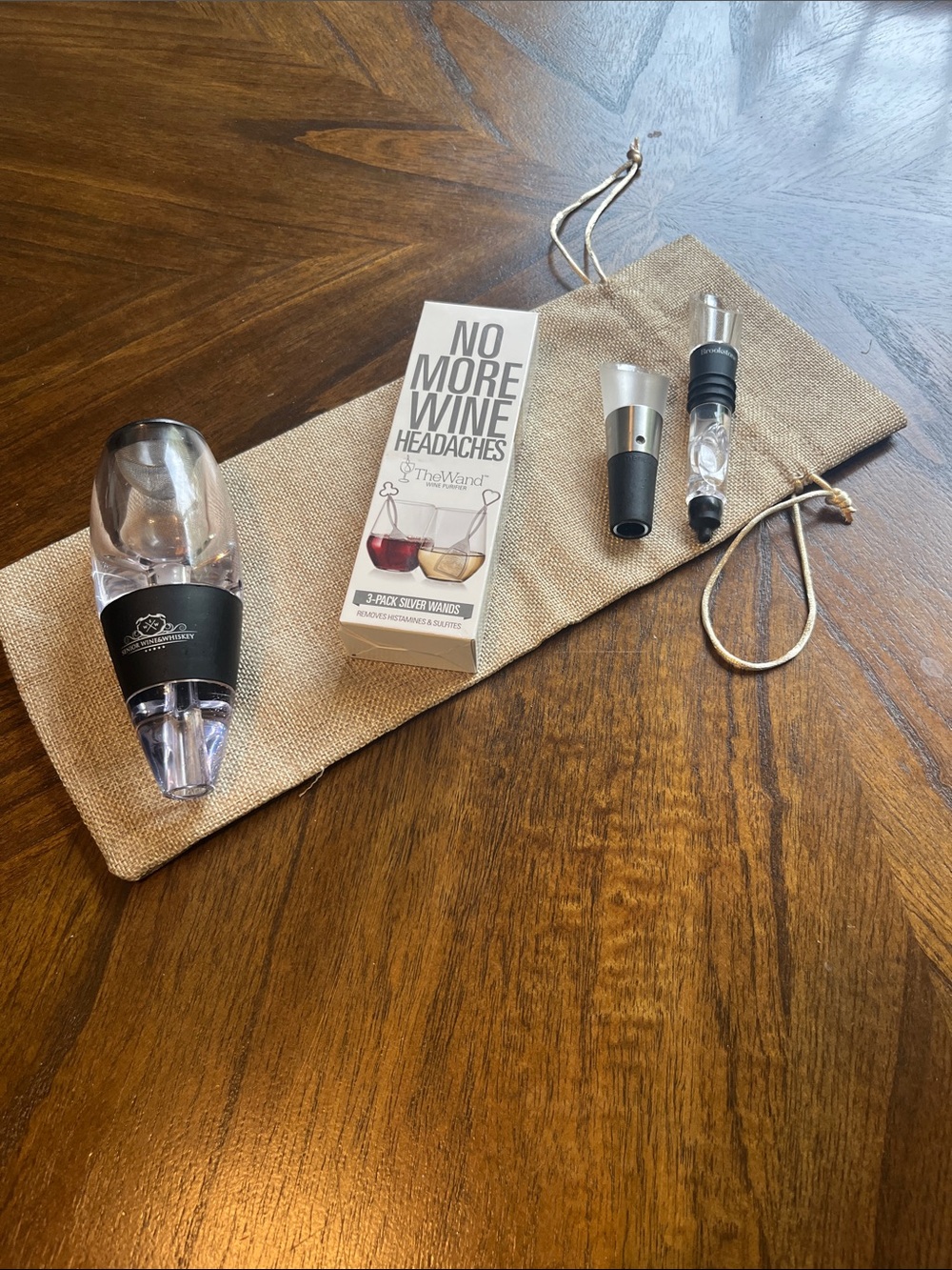 Wine Pourer & Aerator Set - Black/Clear